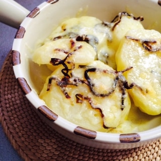 じゃが芋の塩昆布チーズ焼き